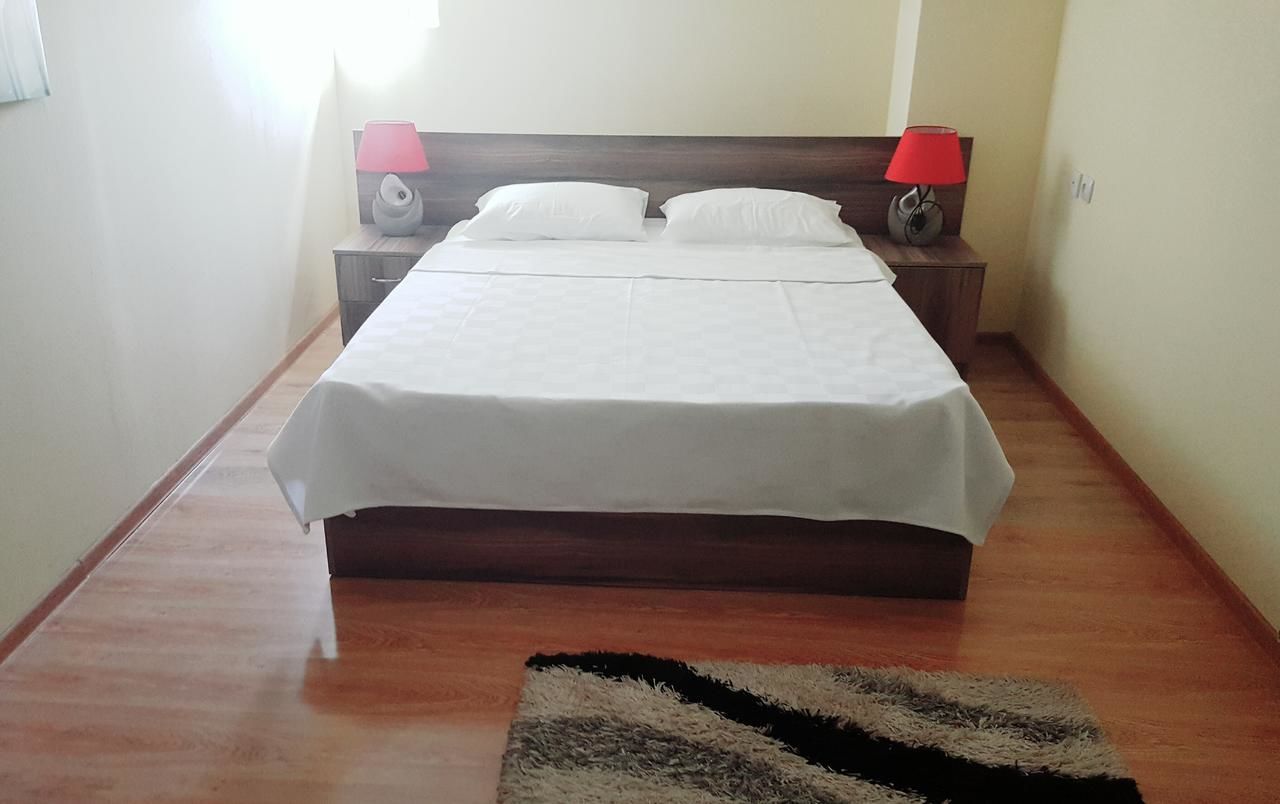 Отель NNN Hotel Тбилиси-11